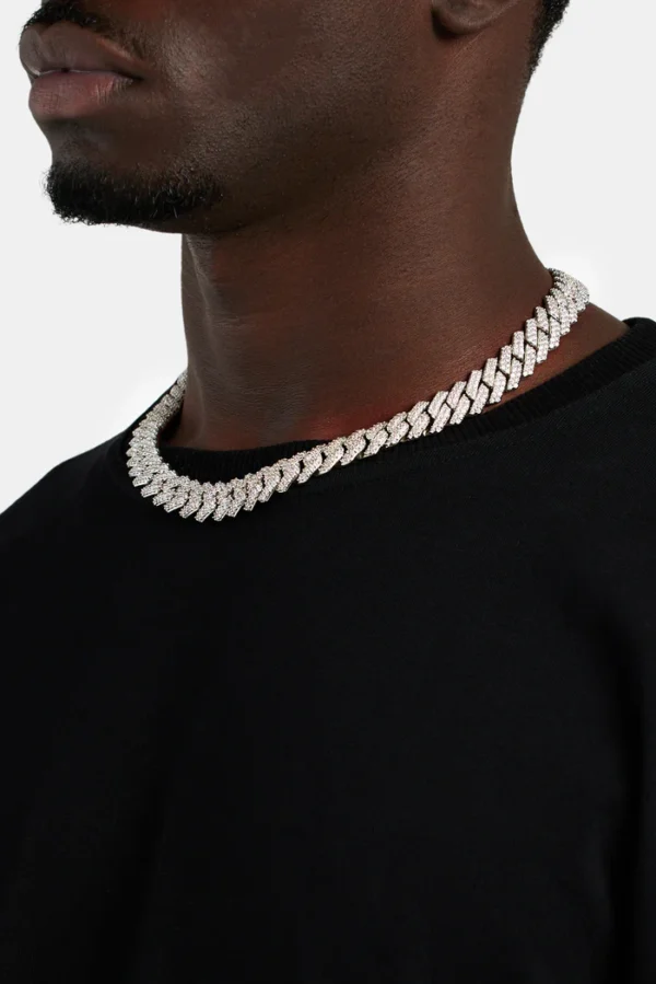 Iced-Out Cuban Link Chain – The Ultimate Statement Piece - Image 4