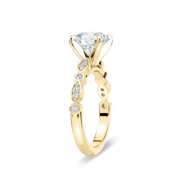 Elegant 925 Silver Engagement Ring with Sparkling Round Cut Stones - Image 2