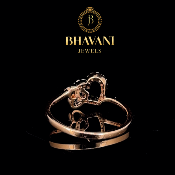 Elegant Interlocking Hearts Moissanite Ring – A Symbol of Love & Forever Bond - Image 2