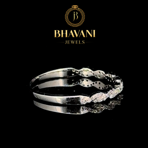 Elegant Twisted Diamond Band – A Symbol of Endless Beauty - Image 4