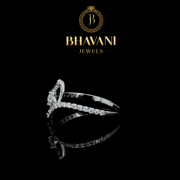 Radiant Sparkle Diamond Ring – A Modern Elegance for Every Occasion - Image 3