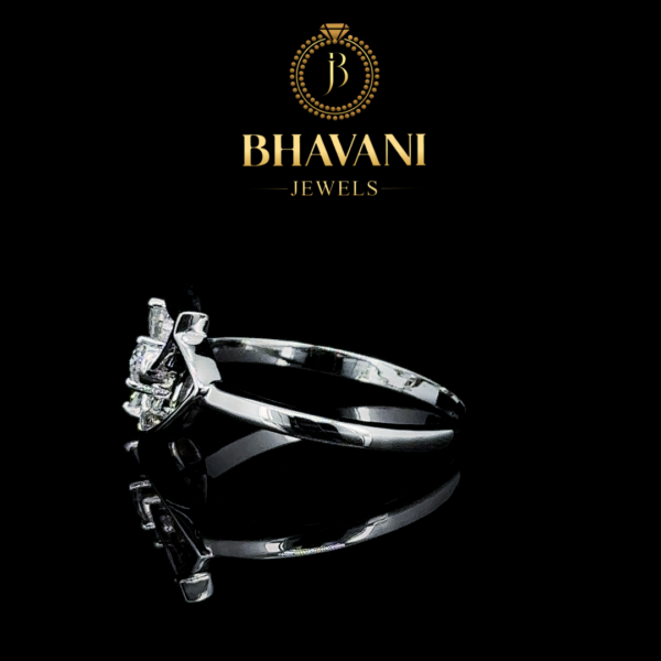 Floral Diamond Bloom Ring – Nature’s Elegance in Every Sparkle - Image 3