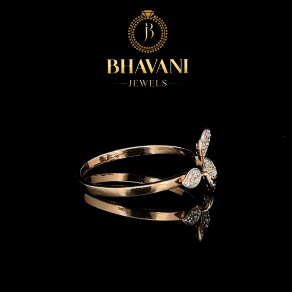 Diamond Floral Ring – A Blooming Symbol of Elegance - Image 5
