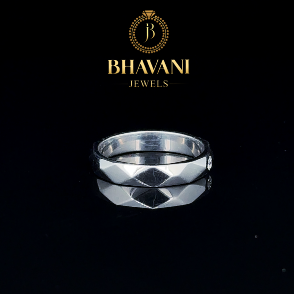 Majestic Solitaire Men's Band – Bold & Timeless in 925 Sterling Silver - Image 5