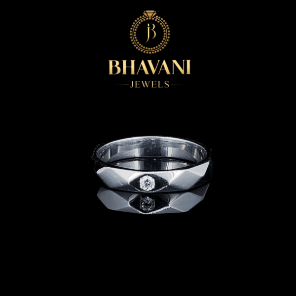 Majestic Solitaire Men's Band – Bold & Timeless in 925 Sterling Silver - Image 2